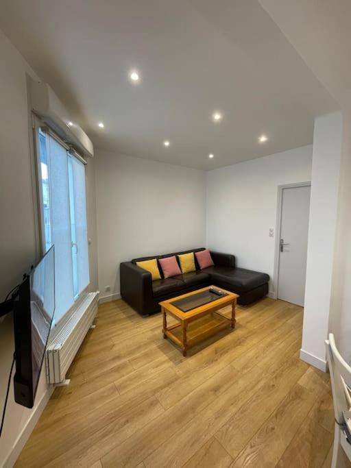 Paris Centre Clamart Hopital Percy Appart 2 Pieces Tres Lumineux Grand Εξωτερικό φωτογραφία