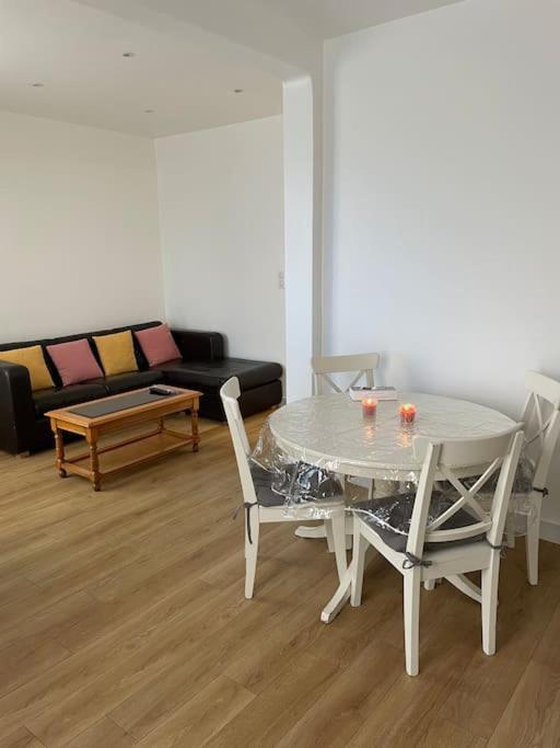 Paris Centre Clamart Hopital Percy Appart 2 Pieces Tres Lumineux Grand Εξωτερικό φωτογραφία